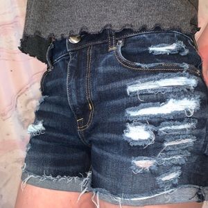 american eagle distressed denim shorts